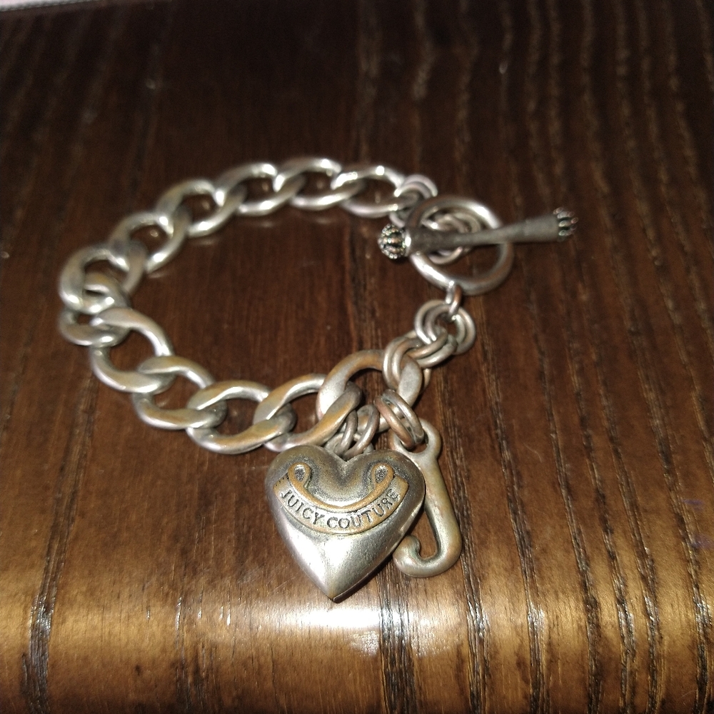 Silver heart J bracelet